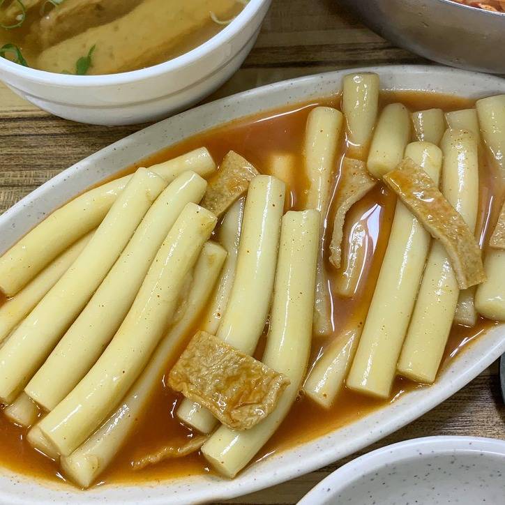 히밥도 신기해한 인천 남동공단 떡볶이...jpg | 인스티즈