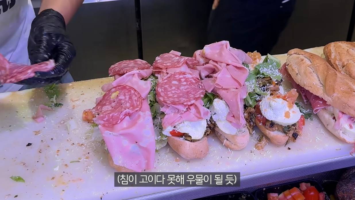 이탈리아에 있다는 맛있는 샌드위치.jpg | 인스티즈